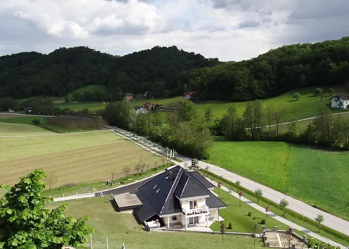 アパート Relax Center Olimian ポドチェトルテク